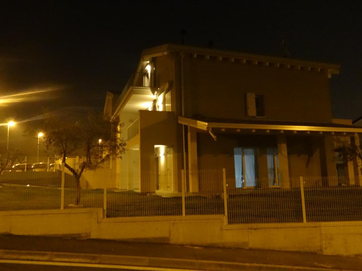 Nuovo Laghetto Del Frassino Ξενοδοχείο Πεσκιέρα ντελ Γκάρντα Εξωτερικό φωτογραφία