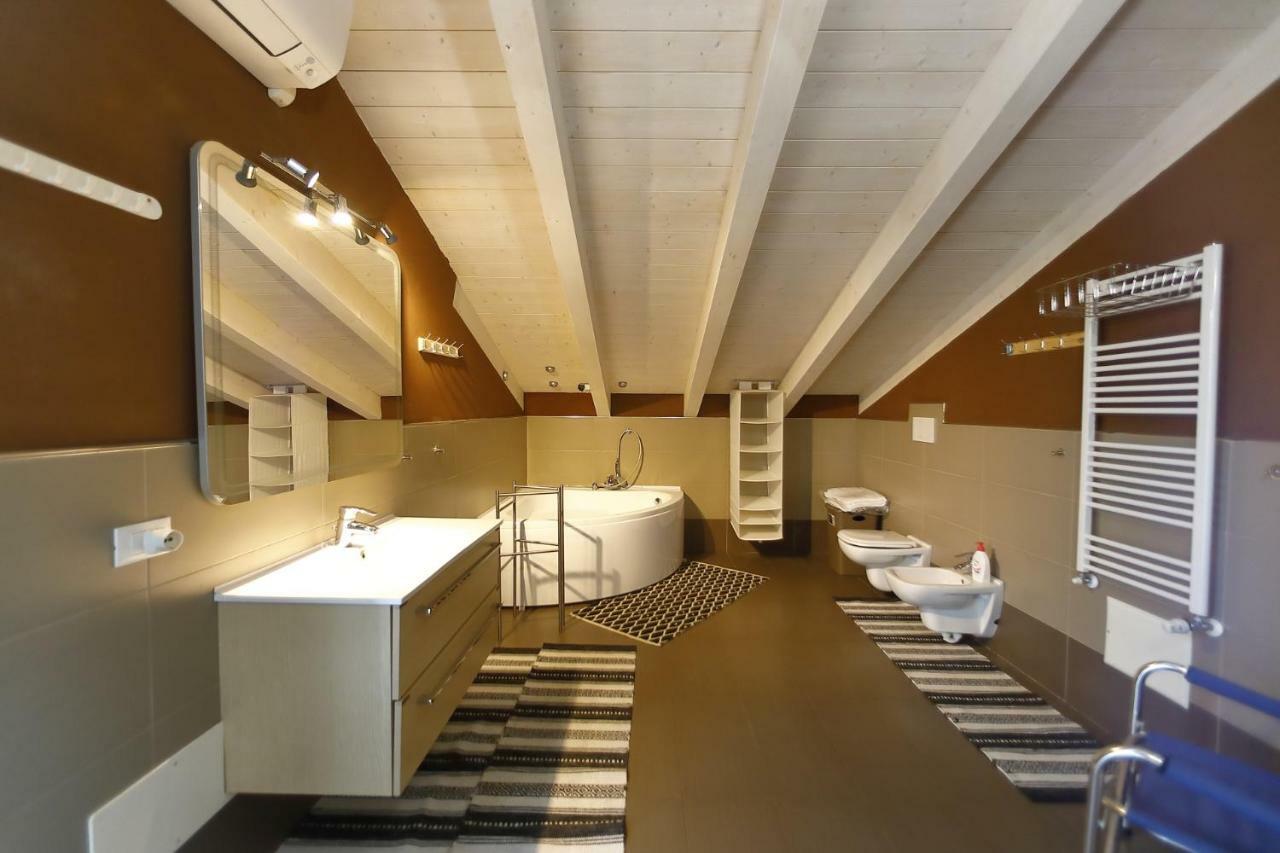 Nuovo Laghetto Del Frassino Ξενοδοχείο Πεσκιέρα ντελ Γκάρντα Εξωτερικό φωτογραφία