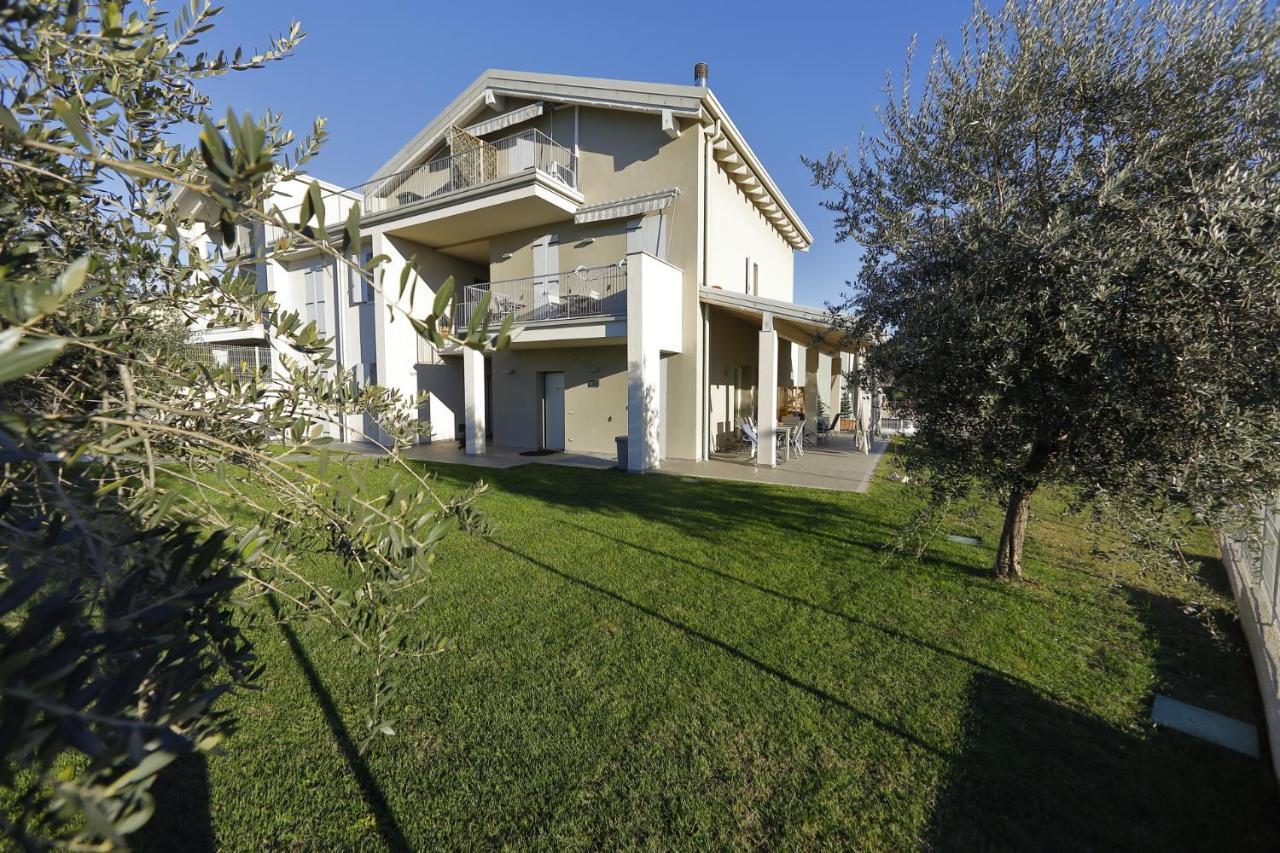 Nuovo Laghetto Del Frassino Ξενοδοχείο Πεσκιέρα ντελ Γκάρντα Εξωτερικό φωτογραφία