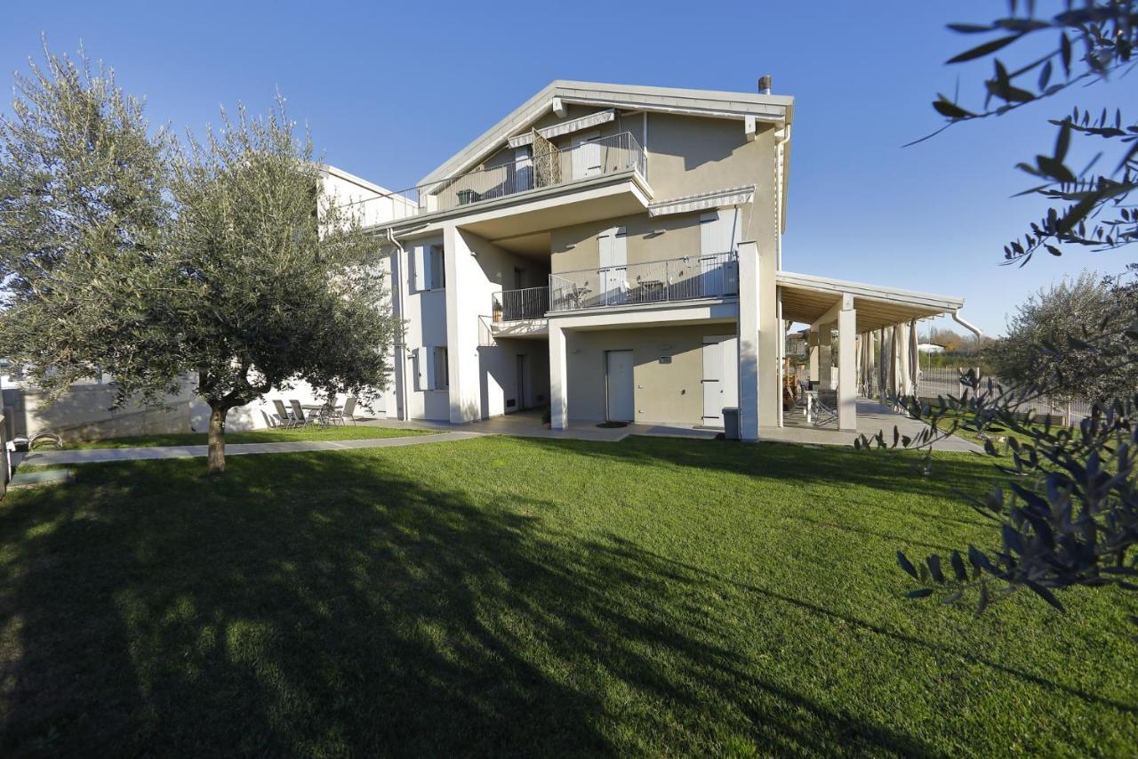 Nuovo Laghetto Del Frassino Ξενοδοχείο Πεσκιέρα ντελ Γκάρντα Εξωτερικό φωτογραφία